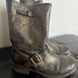 Bueno Metallic Embossed Leather Boots
